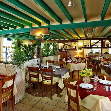 Hotel Le Sorbier Razac-sur-lʼIsle