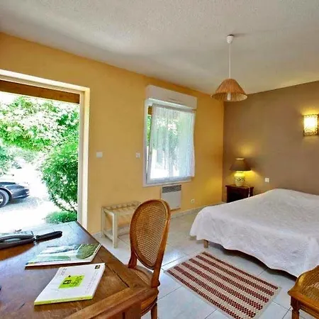 Le Sorbier Hotel Razac-sur-lʼIsle